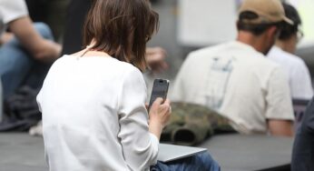 Deutsche horten weiterhin Millionen Alt-Handys