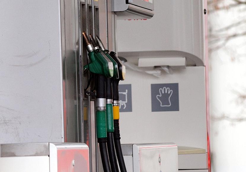 Steuerzahlerbund verlangt Mehrwertsteuer-Neuberechnung beim Benzin