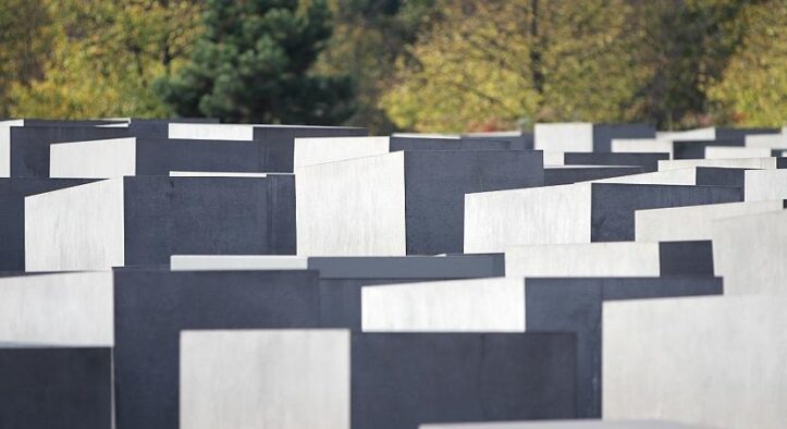 13 Jahre Haft für Syrer nach Messerangriff am Holocaust-Mahnmal