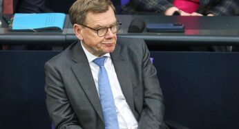 Wadephul zeigt sich prinzipiell bereit zu Absicherung von Seewegen