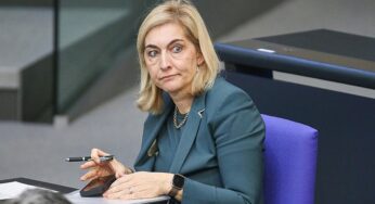 Warken verteidigt Einschränkung beim Hautkrebsscreening