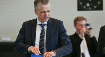 Frei hält Zeitplan für Gesundheitsreform für realistisch