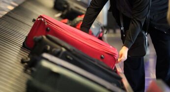 Streit über Auslandsreisen junger Männer