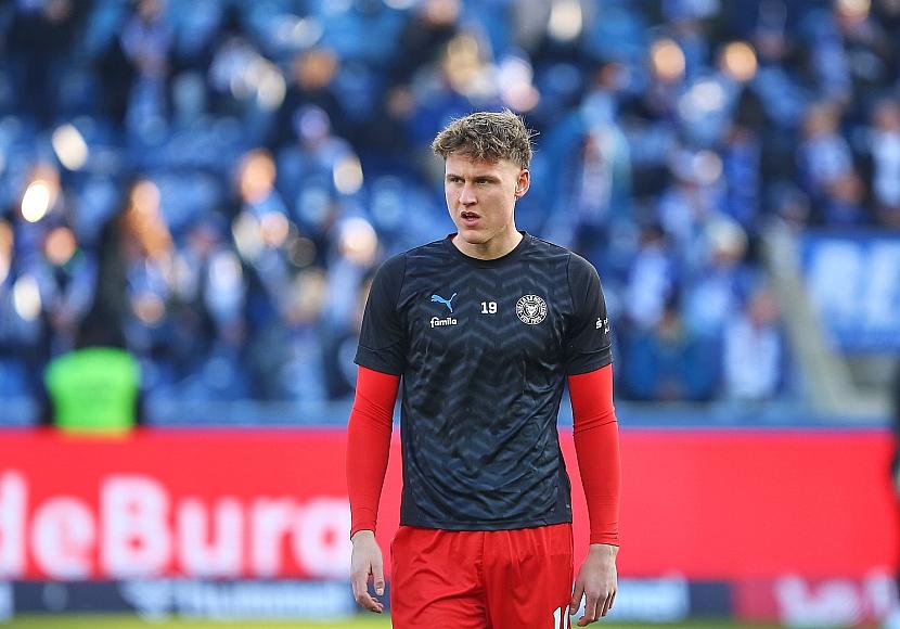 2. Bundesliga: Kiel siegt in Düsseldorf – Karlsruhe dreht Partie