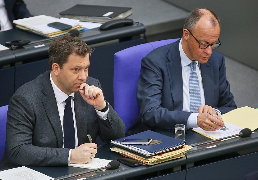 Ifo-Chef Fuest sieht Bundesregierung auf „Crashkurs“