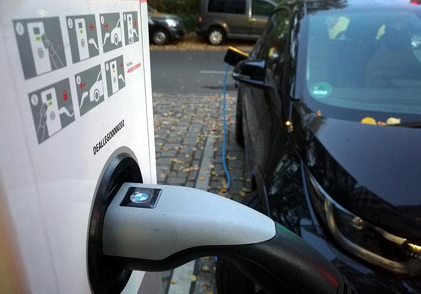 42 Prozent der Gemeinden ohne öffentliche Ladesäulen
