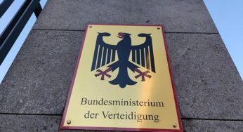 Marine hält Minensuchboot für Hormus-Einsatz bereit