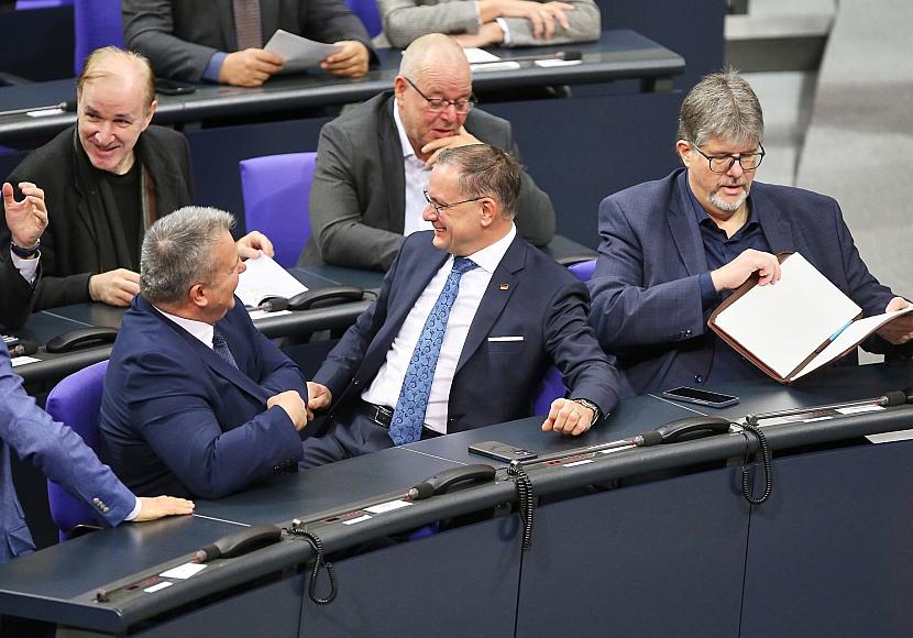 Umfrage: Mehrheit rechnet mit AfD-Ministerpräsident