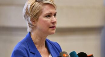Schwesig kritisiert Warkens Pflegereform als schweren Fehler