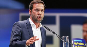 FDP-General Hagen fordert Volksabstimmungen auf Bundesebene