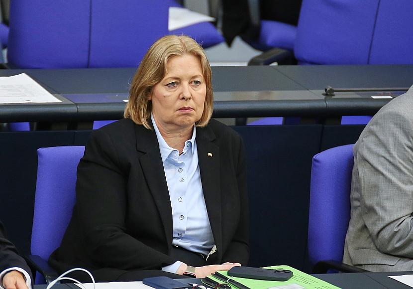 Union kündigt Widerstand gegen Arbeitszeit-Pläne von Bas an