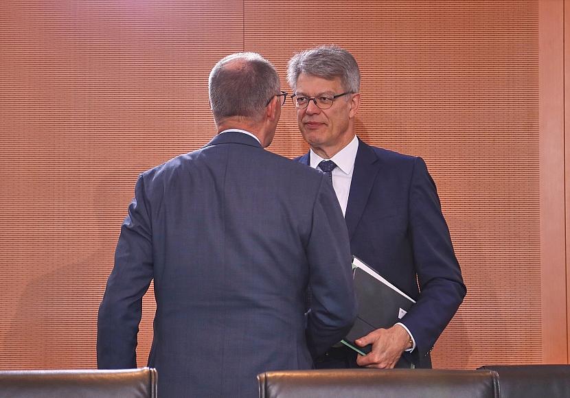 CDU-Politiker wirft Merz im Umgang mit Schnieder Willkür vor