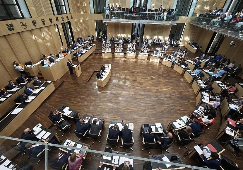 Kretschmer droht Renten- und Pflegereform im Bundesrat zu stoppen