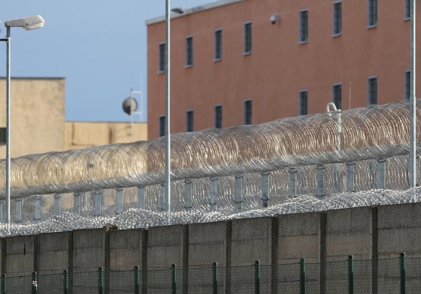 Anti-Folter-Stelle kritisiert Zustände in Gefängnissen