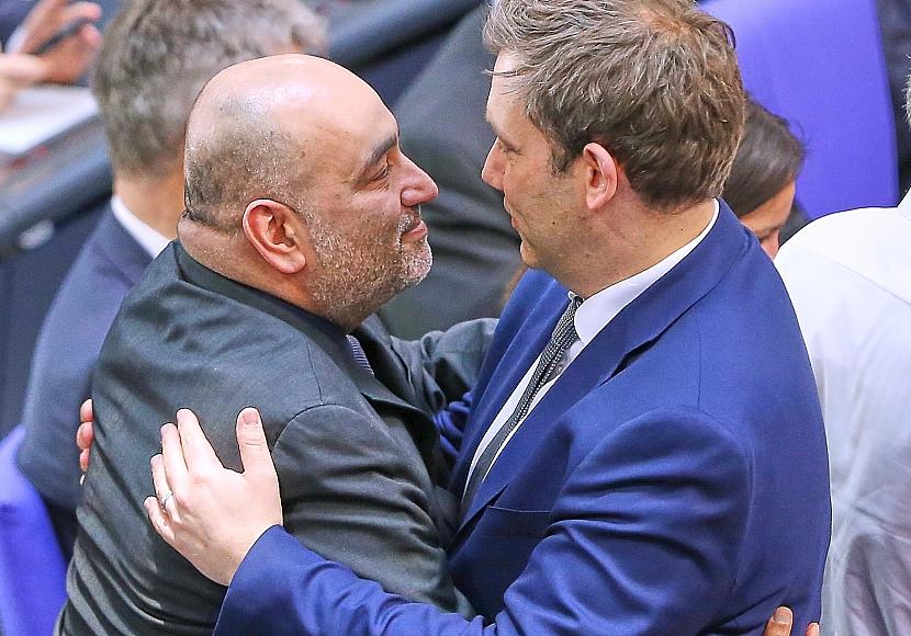 Insa: Grüne jetzt deutlich vor SPD – AfD bleibt stärkste Kraft