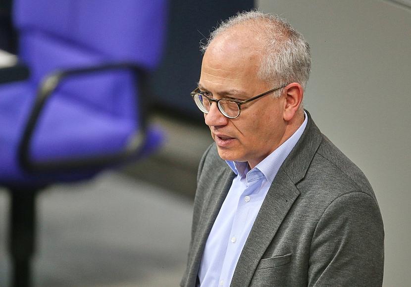 Al-Wazir fordert langfristigen Plan gegen Niedrigwasser