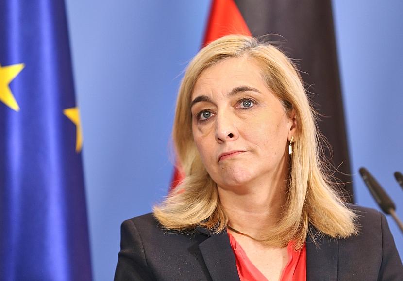 Warken: Linnemanns Pflege-Vorstoß hat Berechtigung