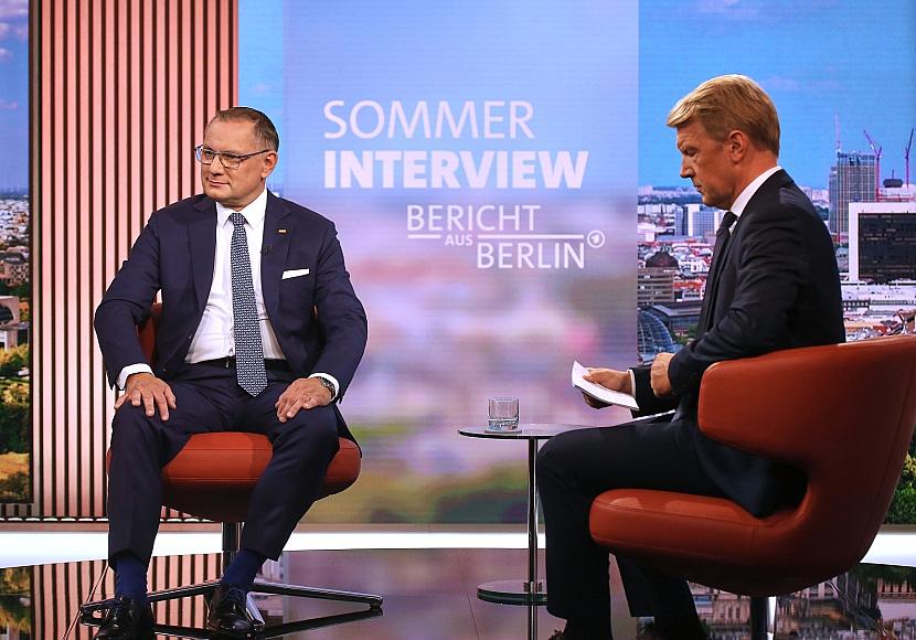 Chrupalla: Klimawandel ist „Nebenthema“