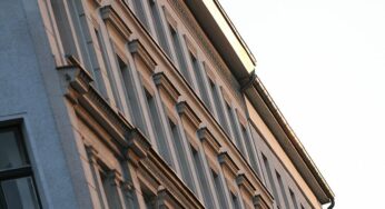 Grünen-Spitzenkandidat will Wohnungskonzerne enteignen
