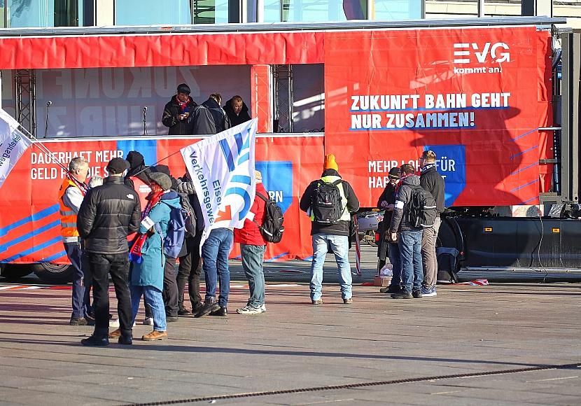 EVG droht mit bundesweitem Sicherheitsstreik bei Regionalbahnen