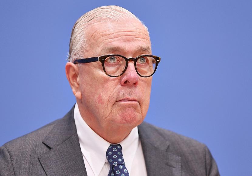 Ärztepräsident will pensionierte Ärzte an Schulen schicken