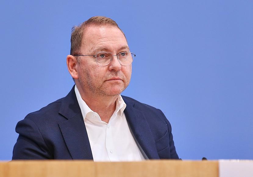 Verdi-Chef Werneke fordert sozial ausgestaltete Reformen