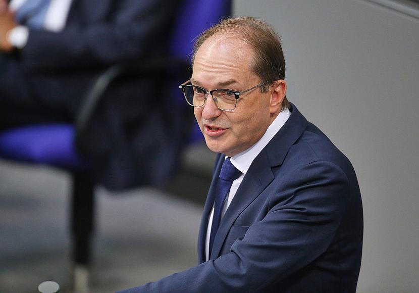 SPD kündigt Widerstand gegen Dobrindts Asylberatungs-Kürzungen an
