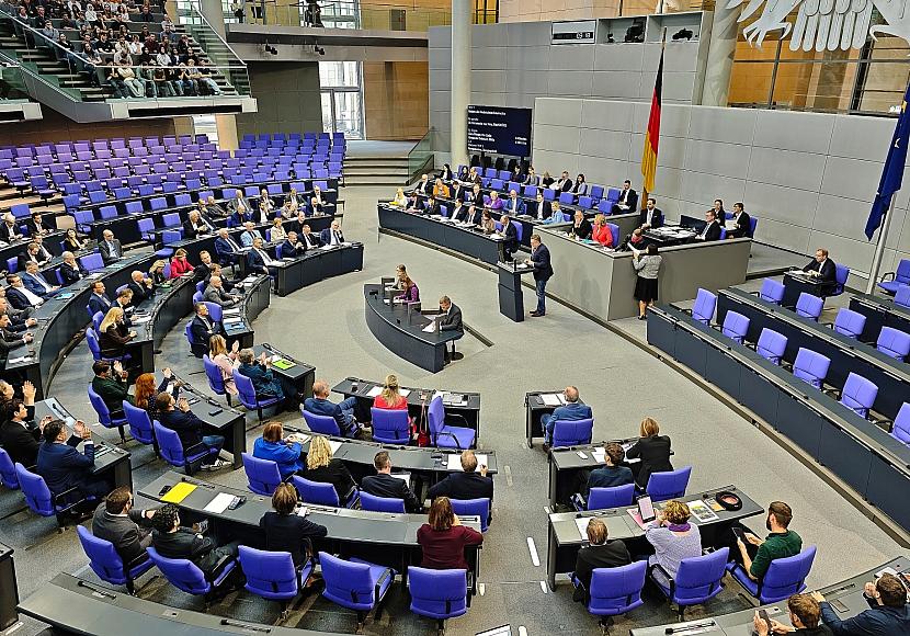 SPD-Expertin Klose fordert Einbeziehung von Abgeordneten in Rente