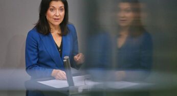 Reiche mahnt Reformkurs im Sozialsystem an