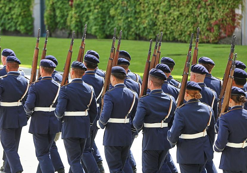 MAD prüft Bundeswehr-Bewerber mit KI auf Rechtsextremismus