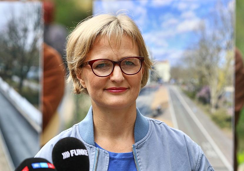 Grünen-Chefin: „Schwarz-Rot-Gold selbstbewusst zeigen“
