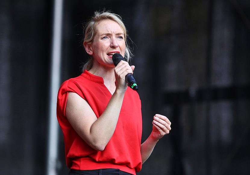 Linken-Chefin fordert Stopp der Reformpläne