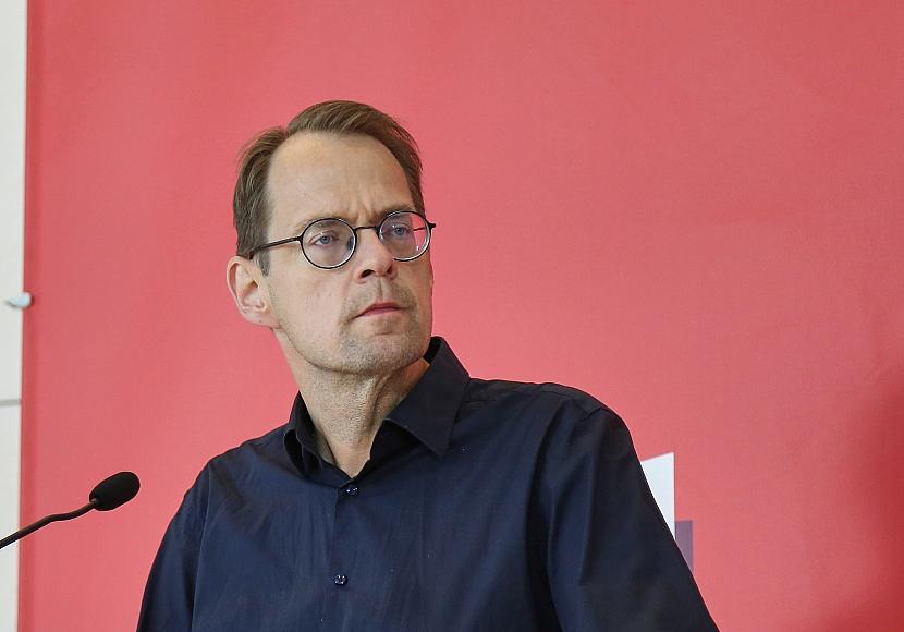 Linke fordert Merz nach AfD-Wahl in Sachsen-Anhalt zum Handeln auf
