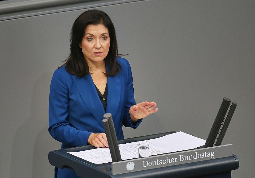 Reiche fordert Rentenreform-Beschluss bis Jahresende