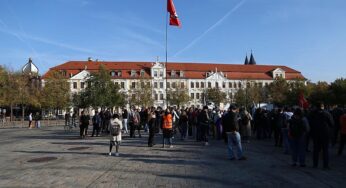Neuer Landtag von Sachsen-Anhalt erstmals zusammengekommen