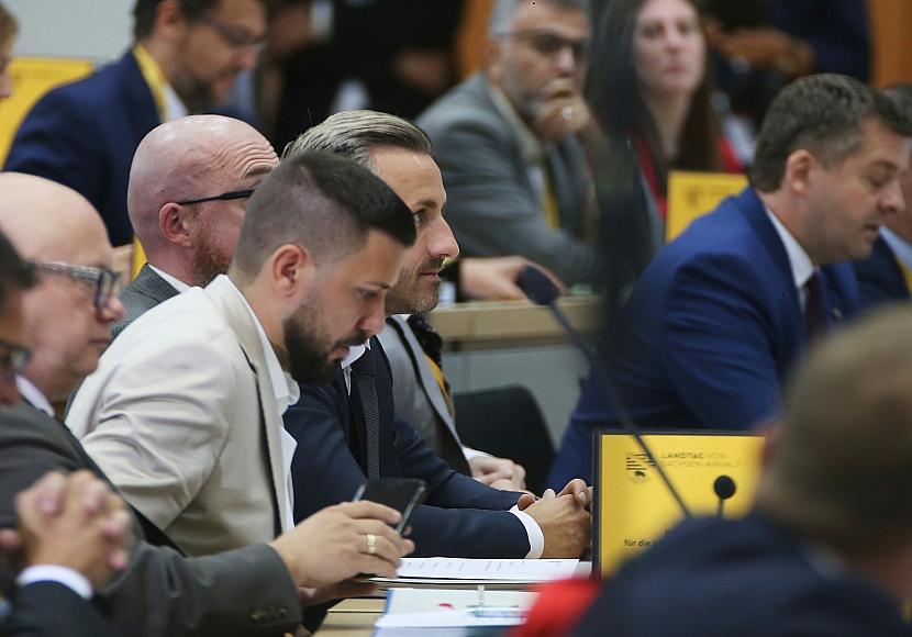 Sachsen-Anhalt: CDU-Fraktion will bei MP-Wahl Plenum verlassen