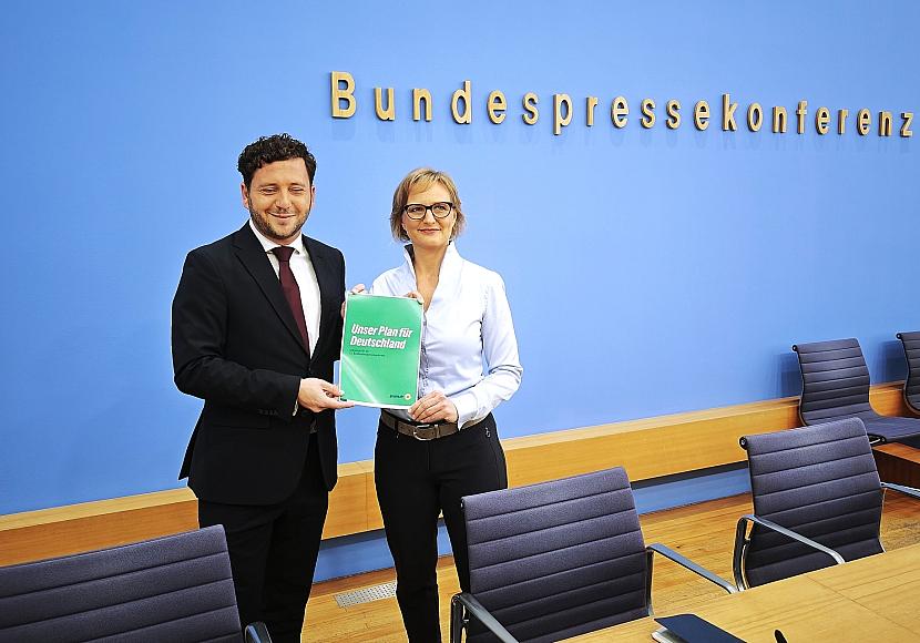 Grünen-Spitze legt Leitantrag für Parteitag vor
