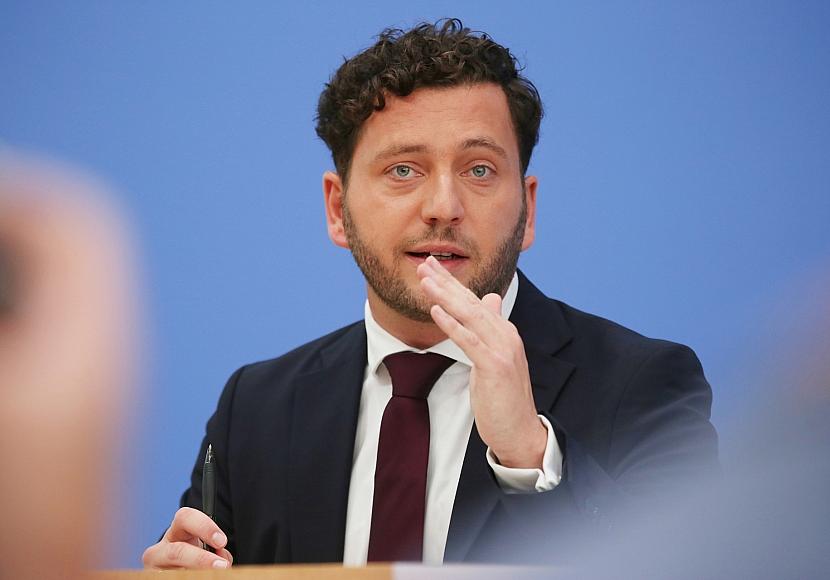 Banaszak warnt vor Kriminalisierung von Jugendprotesten